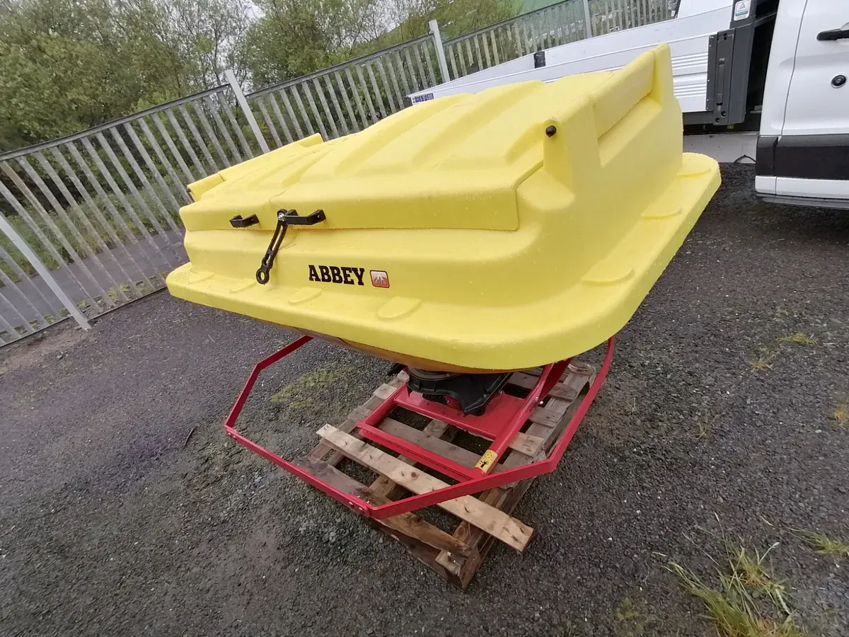 Abbey Fertiliser Spreader